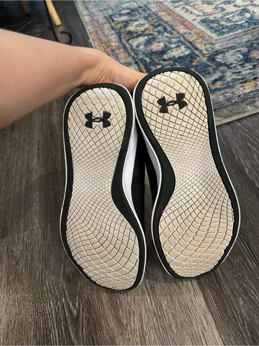 Under Armour Charged Aurora Cross Trainers Black/White Lightweight Sneakers 6.5